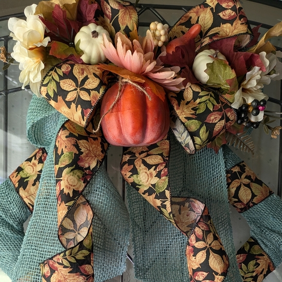 Beautiful Burlap Square Autumn Wreath - Picture 9 of 14